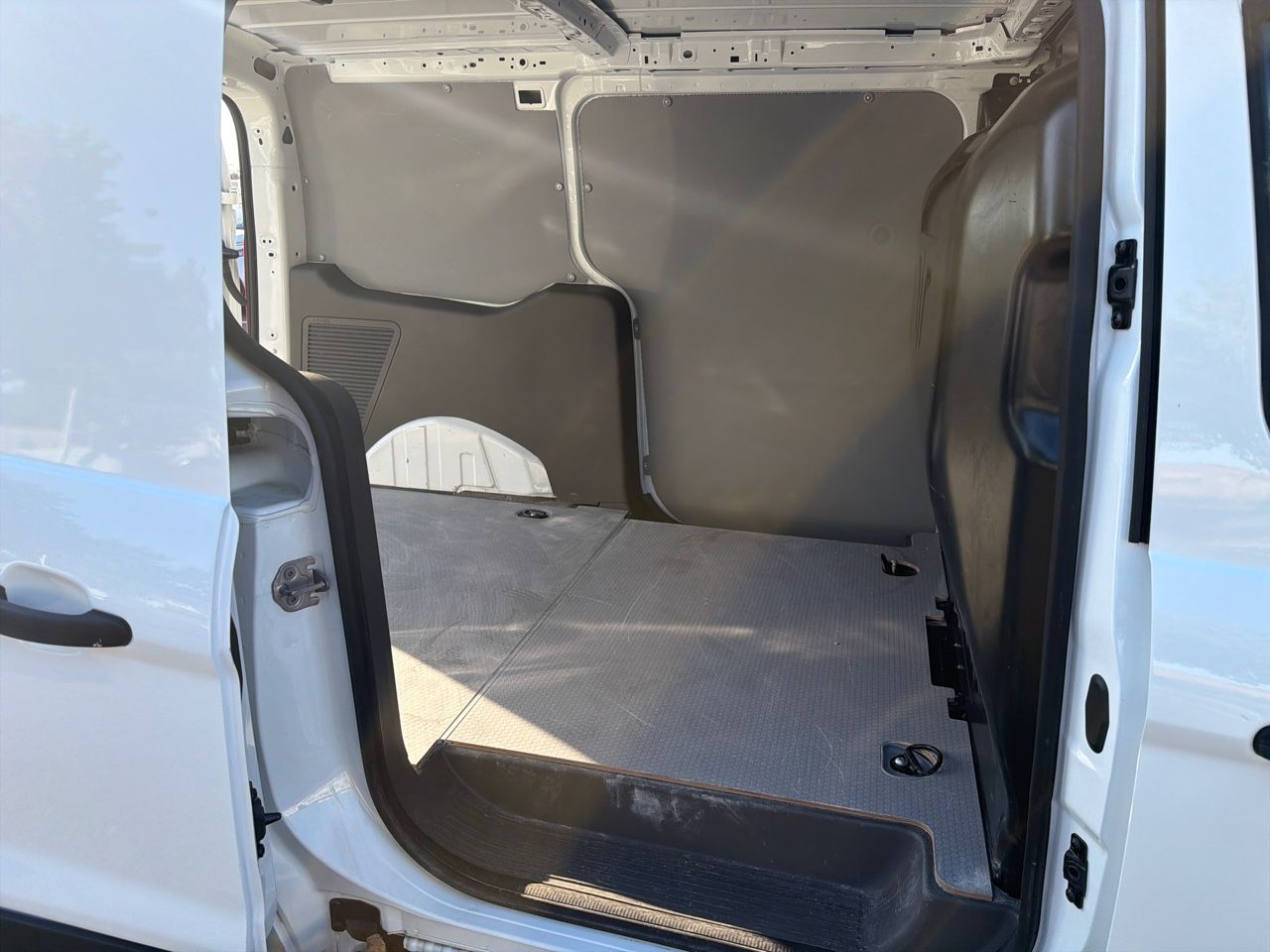 Ford Transit Connect FT210 L2 TREND 100CV - Foto 15
