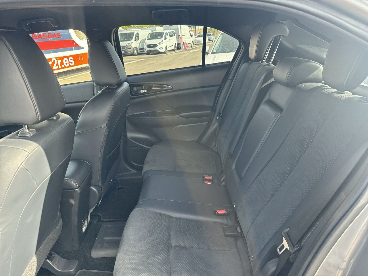 Mitsubishi Eclipse Cross PHEV Kaiteki 4WD - Foto 11