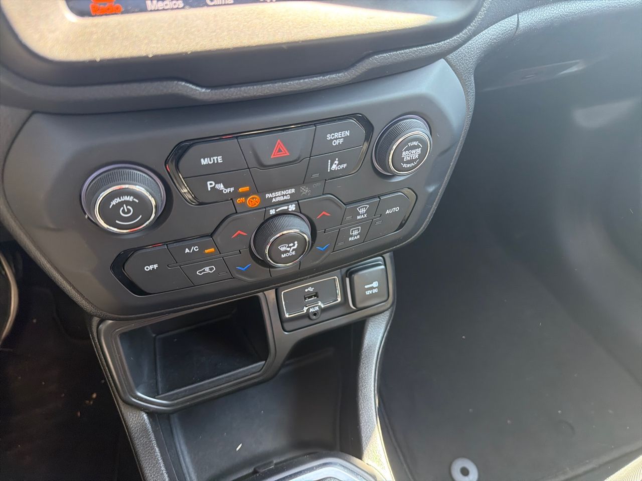 Jeep Renegade eHybrid 1.5 96kW(130CV) Limited ATX - Foto 24