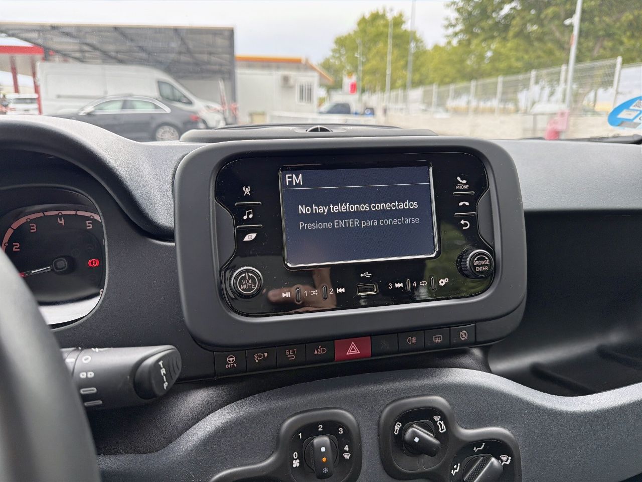 Fiat Panda City Life Hybrid 1.0 Gse 51kw (70CV) - Foto 24