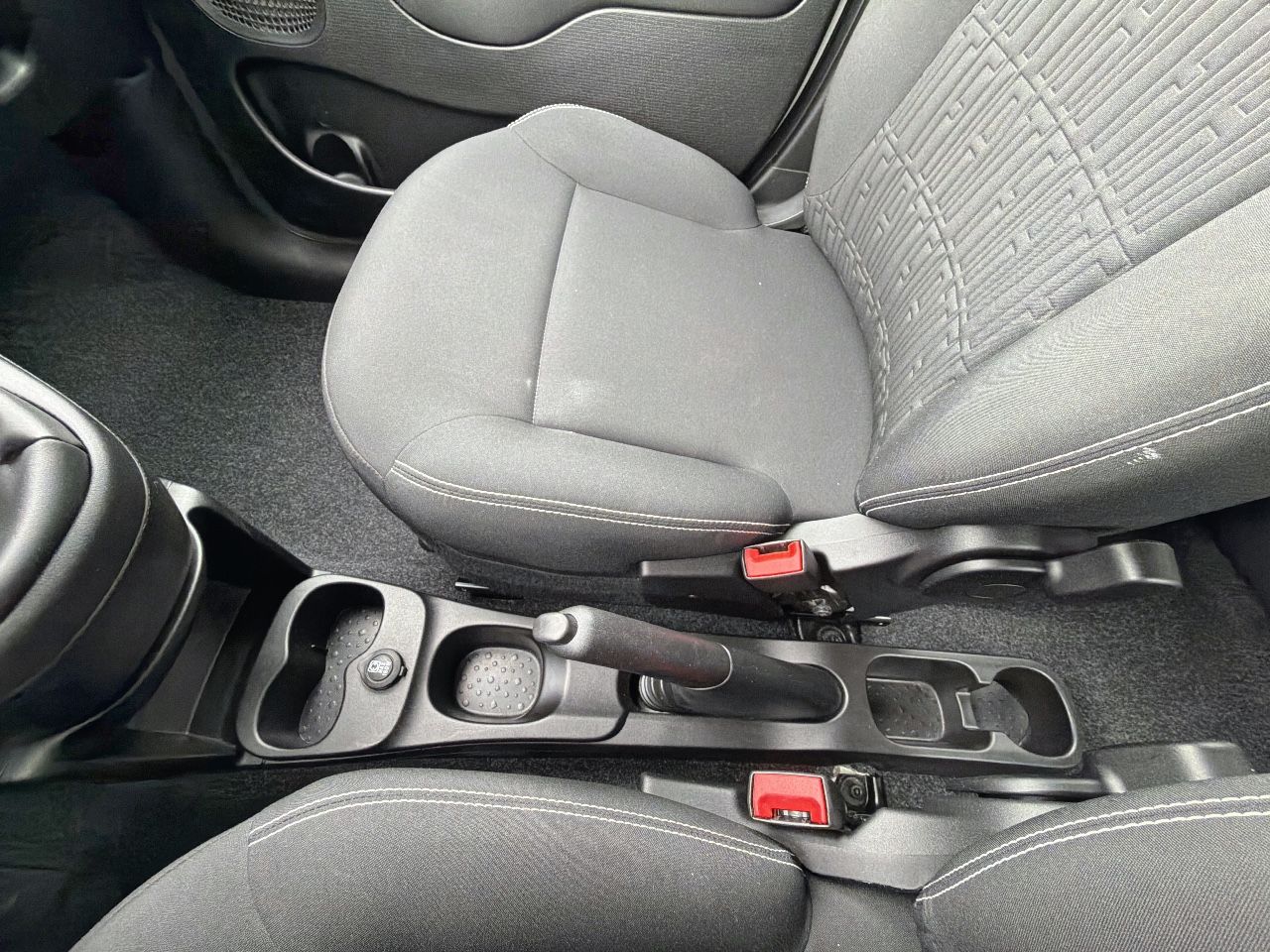 Fiat Panda City Life Hybrid 1.0 Gse 51kw (70CV) - Foto 28