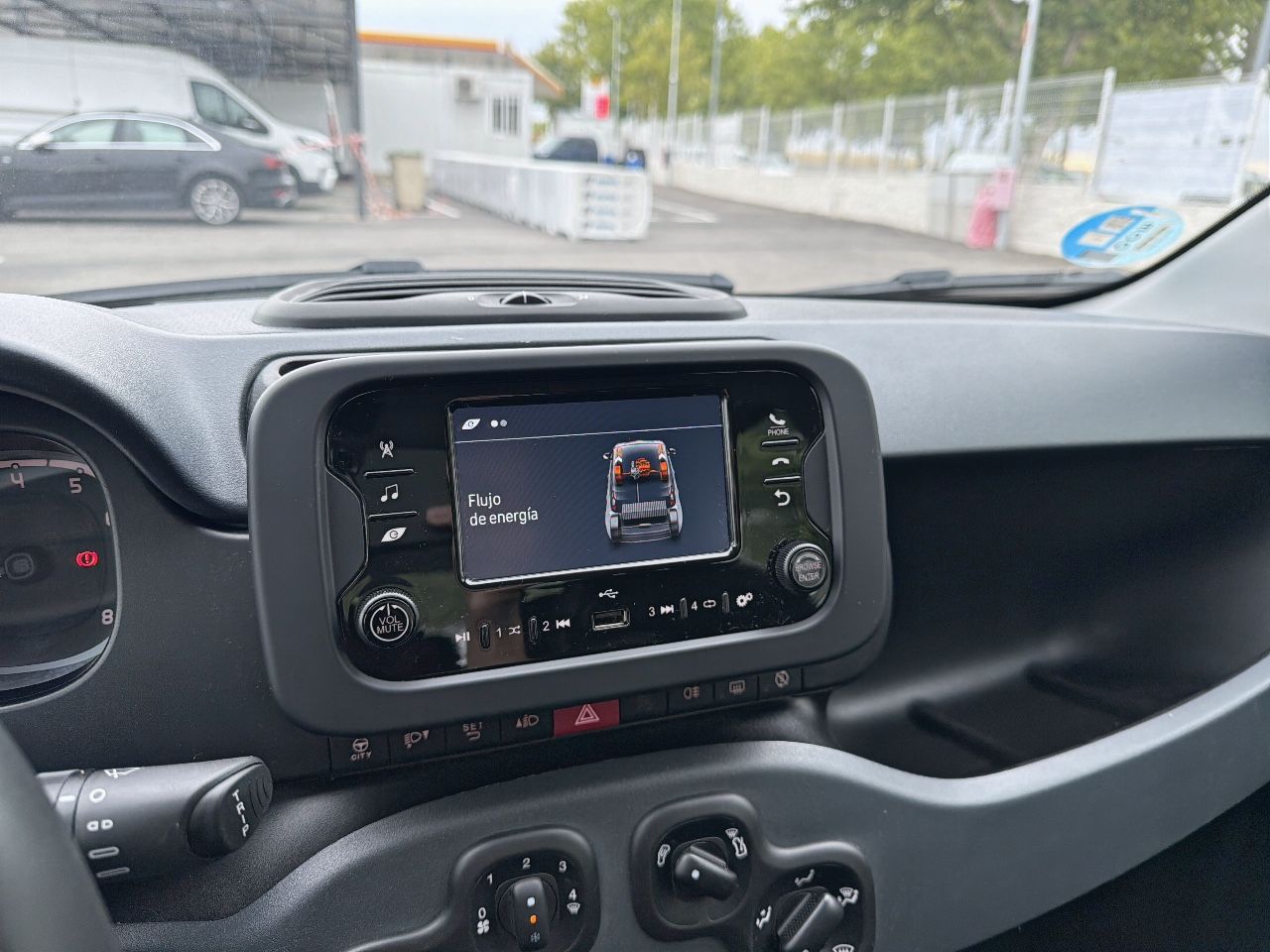 Fiat Panda City Life Hybrid 1.0 Gse 51kw (70CV) - Foto 25