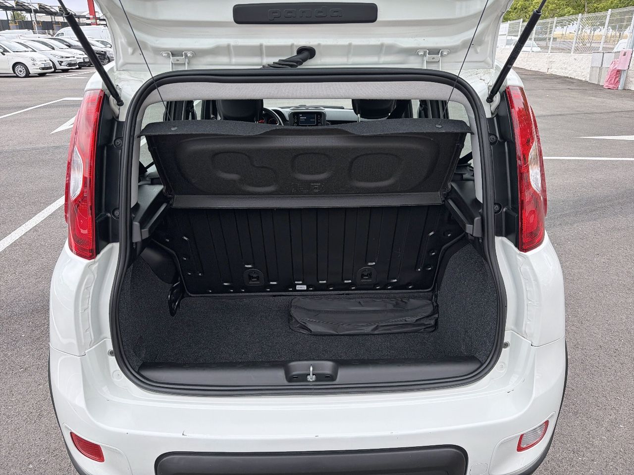 Fiat Panda City Life Hybrid 1.0 Gse 51kw (70CV) - Foto 9