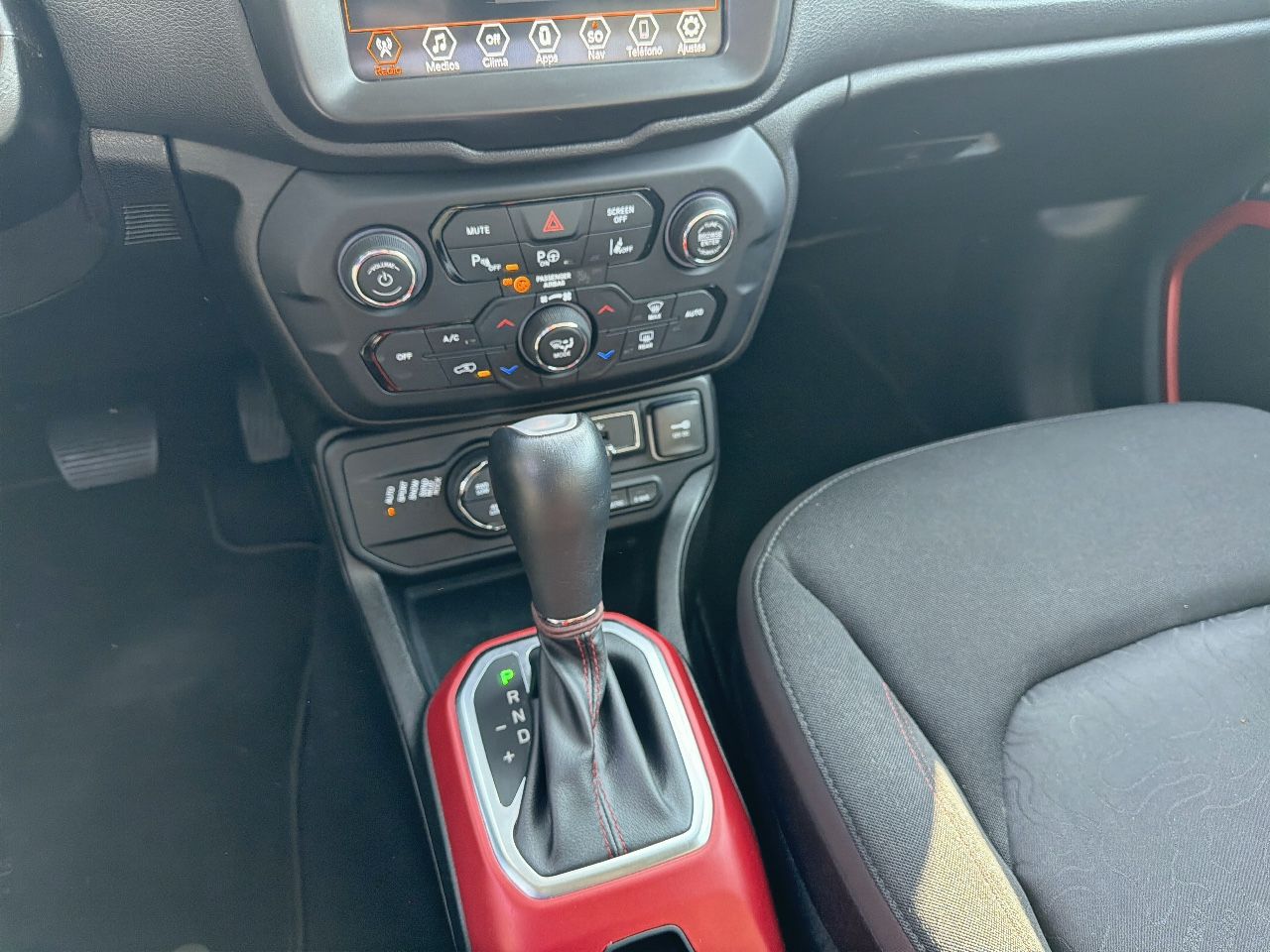 Jeep Renegade Trailhawk 1.3 PHEV 177kW (240CV) AT AWD - Foto 25