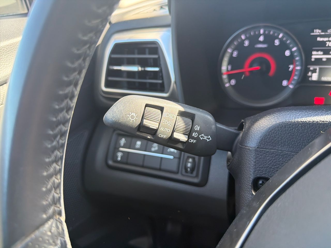 SsangYong Tivoli G15T LP Urban Plus - Foto 19
