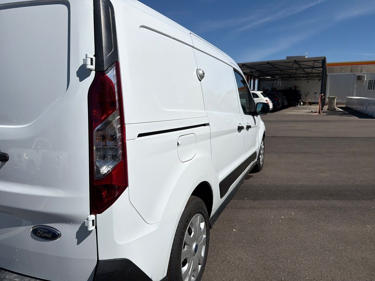 Ford Transit Connect FT210L2 TREND 100CV - Foto 12