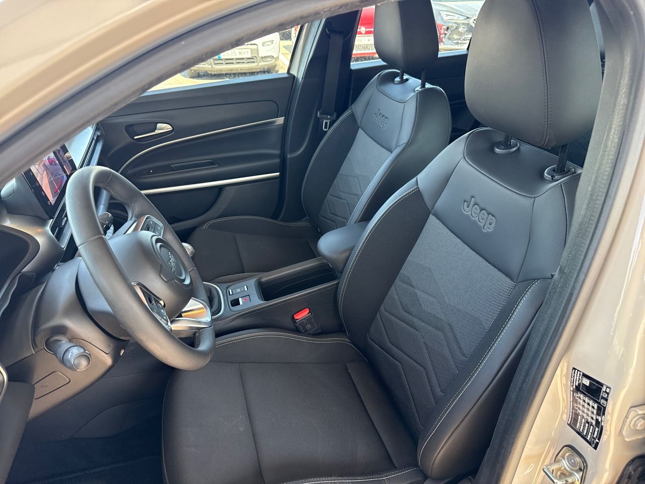Jeep Avenger 1.2 G 74kW (100CV) Altitude - Foto 10