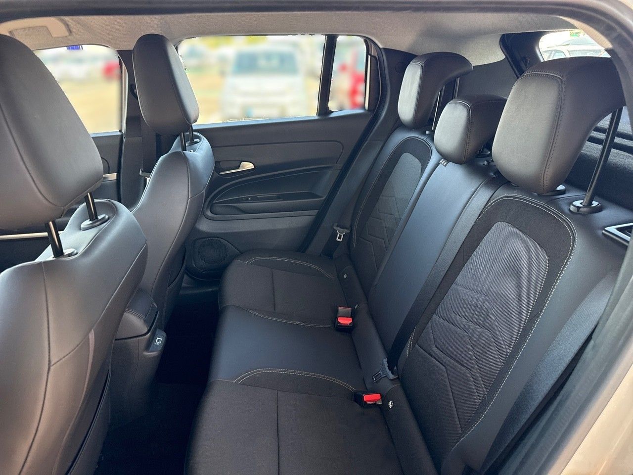 Jeep Avenger 1.2 G 74kW (100CV) Altitude - Foto 11
