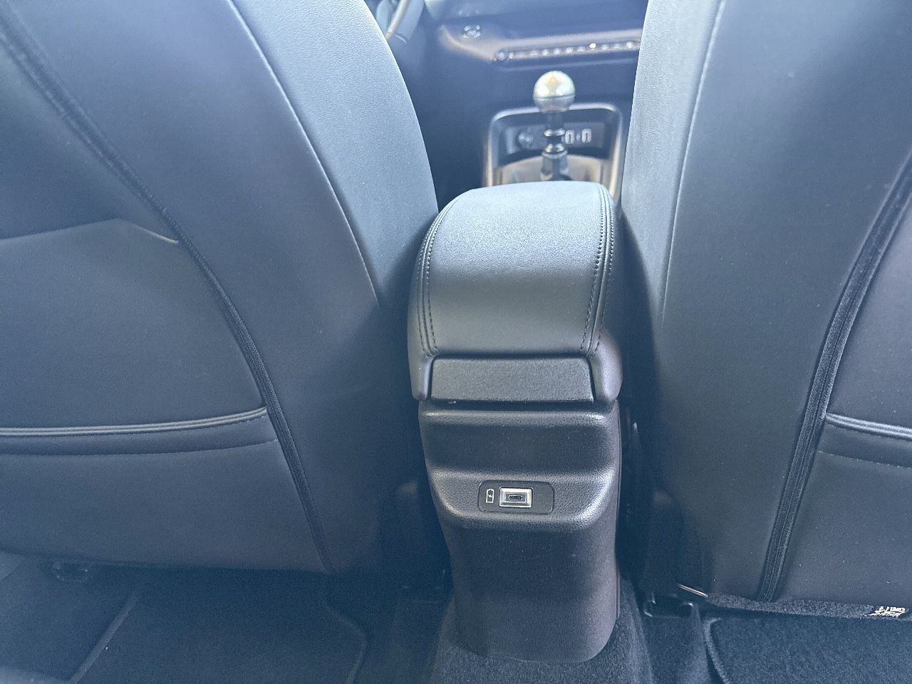Jeep Avenger 1.2 G 74kW (100CV) Altitude - Foto 35