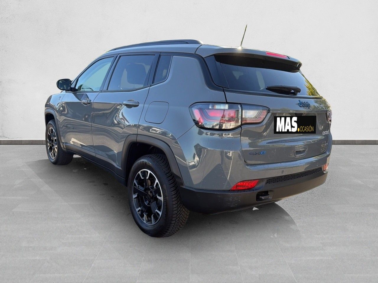 Jeep Compass 4Xe 1.3 PHEV 177kW Trailhawk AT AWD - Foto 8