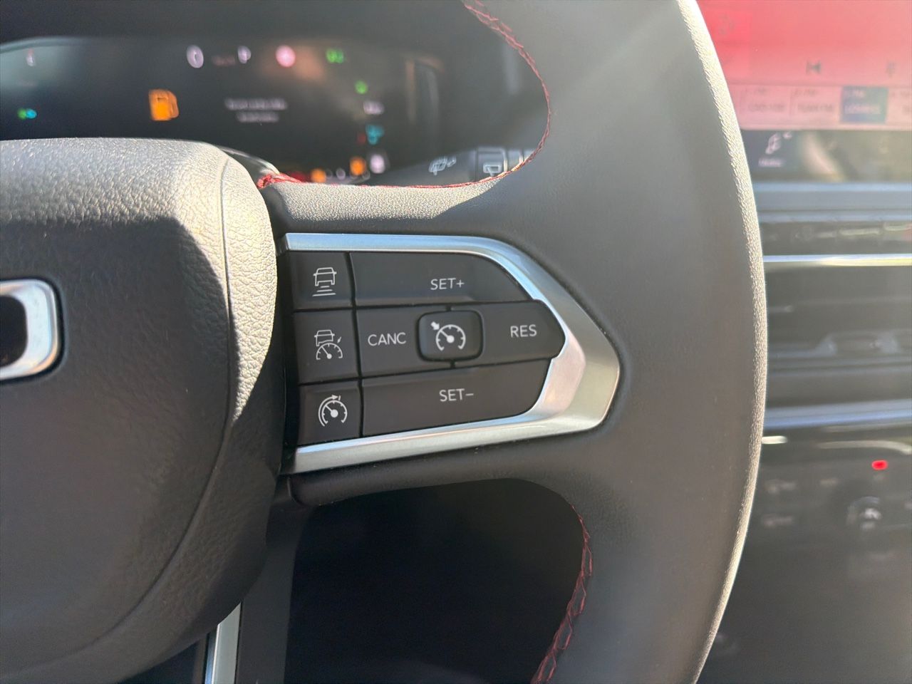 Jeep Compass 4Xe 1.3 PHEV 177kW Trailhawk AT AWD - Foto 27