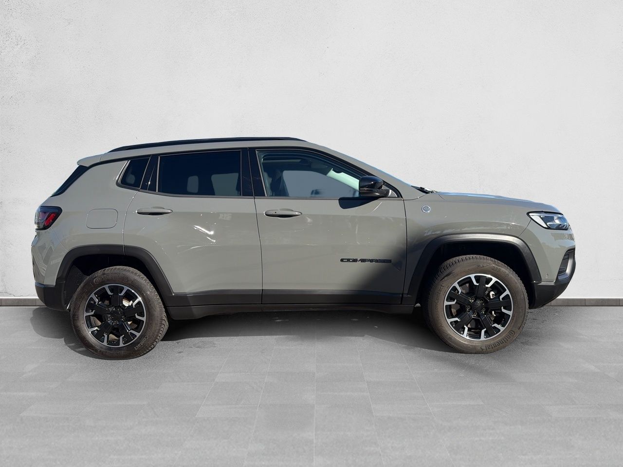 Jeep Compass 4Xe 1.3 PHEV 177kW Trailhawk AT AWD - Foto 5