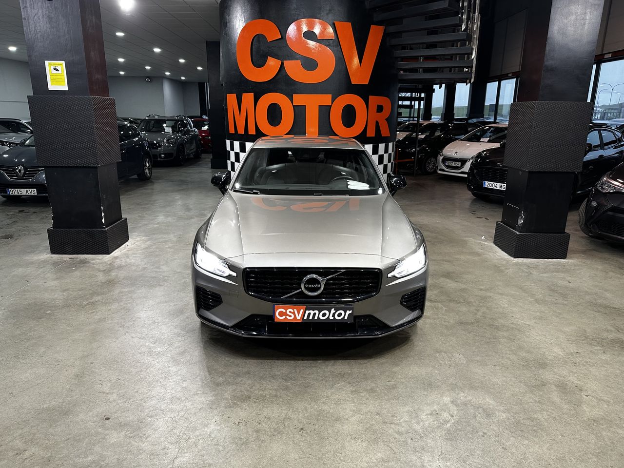 volvo s60 2021 / foto grande (3)