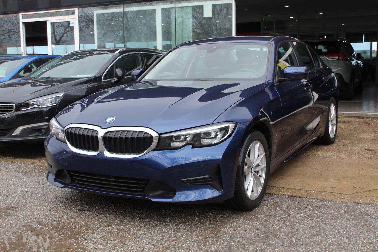 Foto bmw serie 3 2020 /