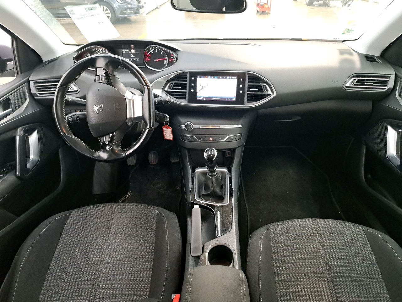 peugeot 308 2020 / foto grande (3)