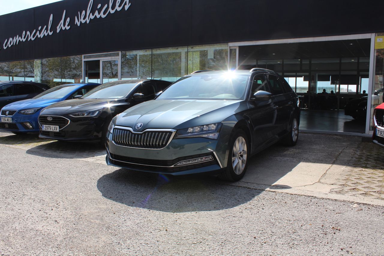 skoda superb 2020 / foto grande (2)