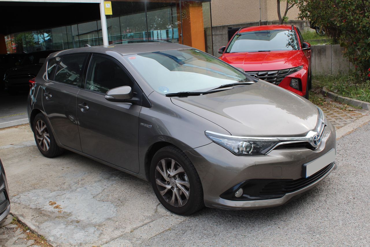 toyota auris 2017 / foto grande (3)