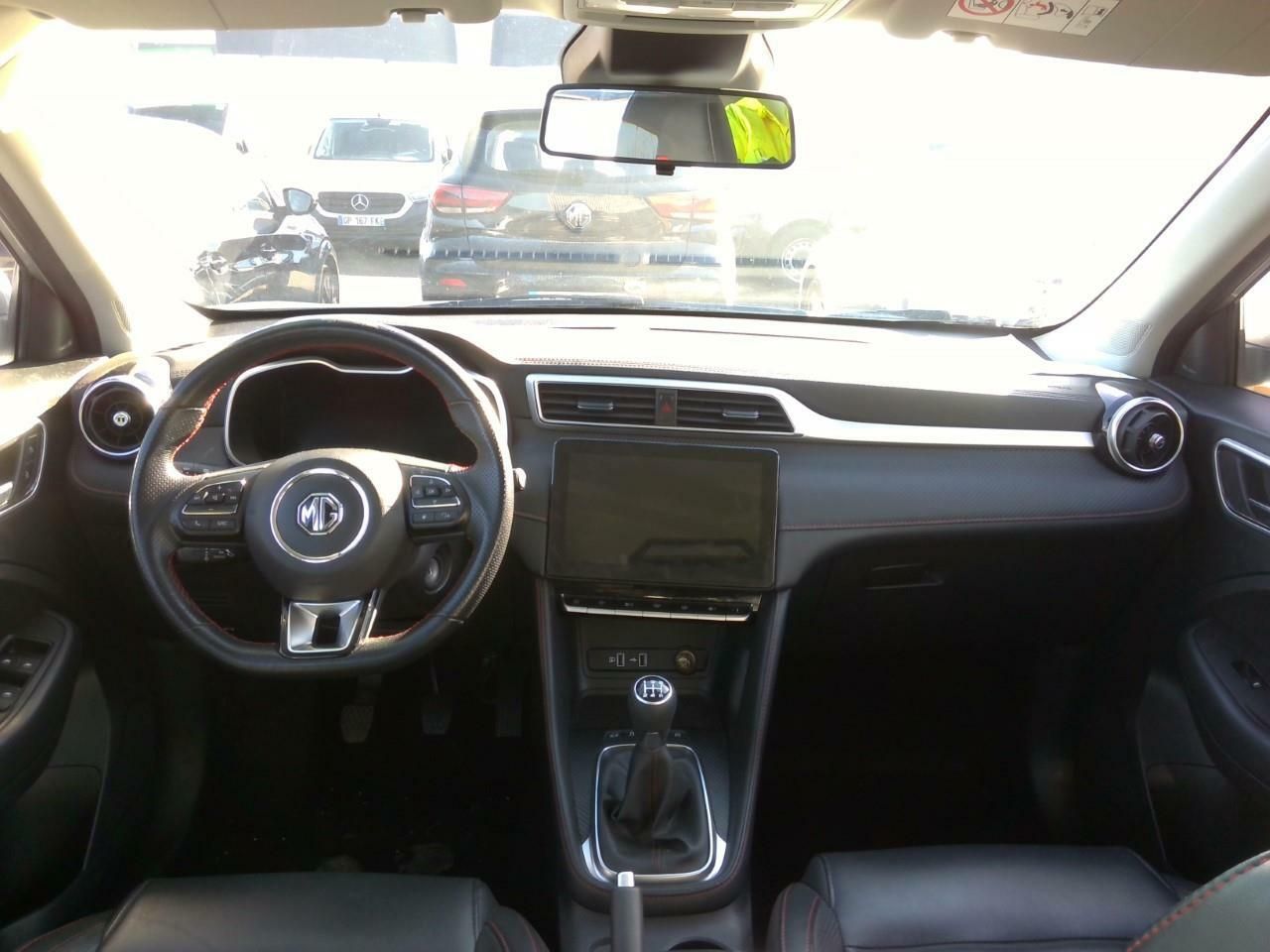 mg zs 2023 / foto grande (3)