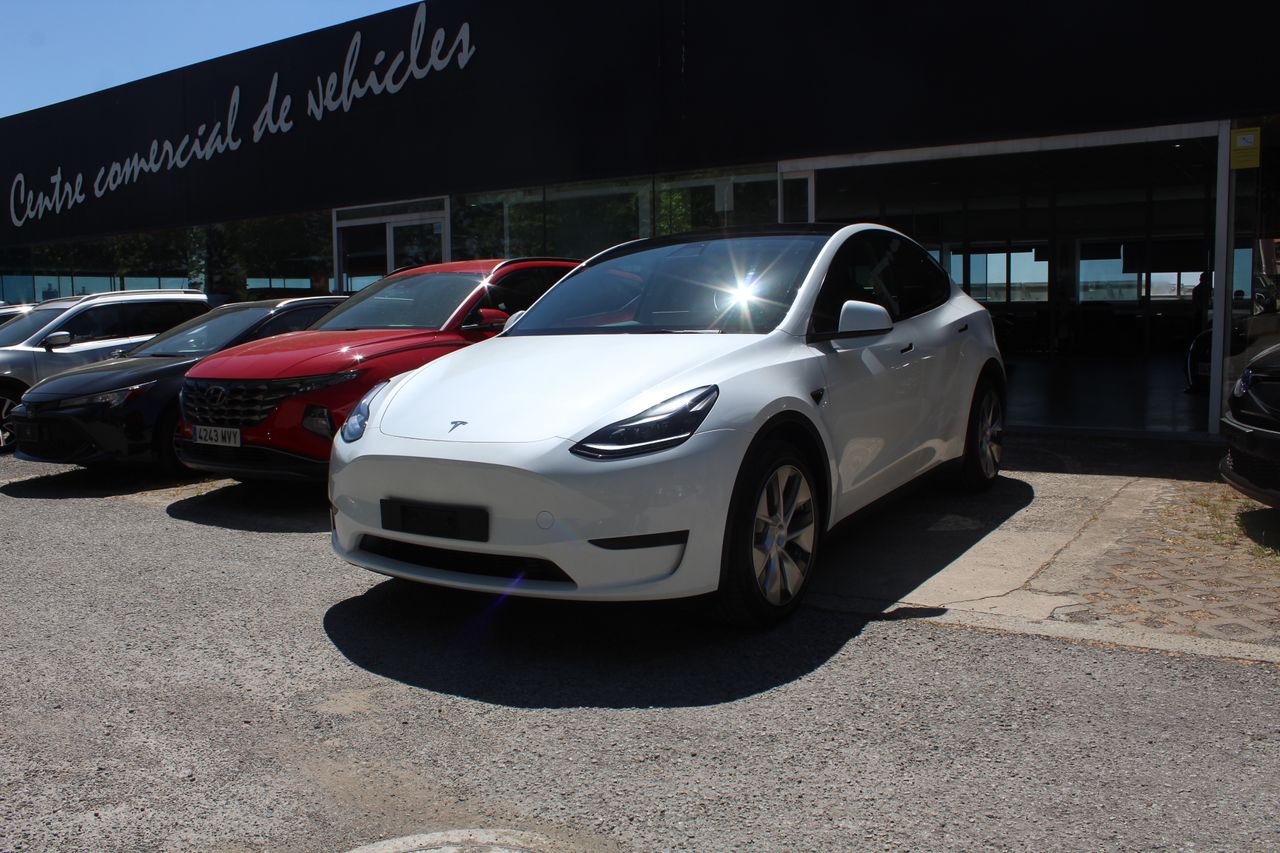 tesla model y 2023 / foto grande (2)