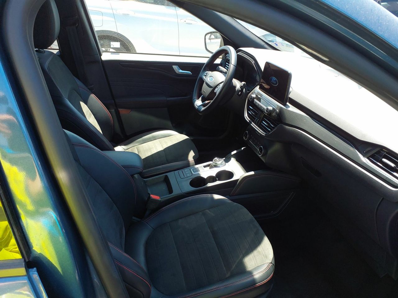 ford kuga 2023 / foto grande (3)