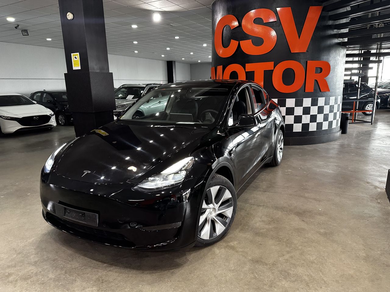 tesla model y 2023 / foto grande (2)