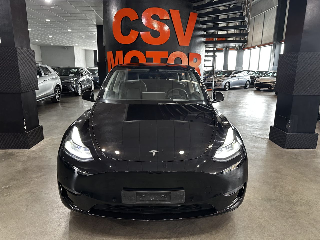 tesla model y 2023 / foto grande (3)