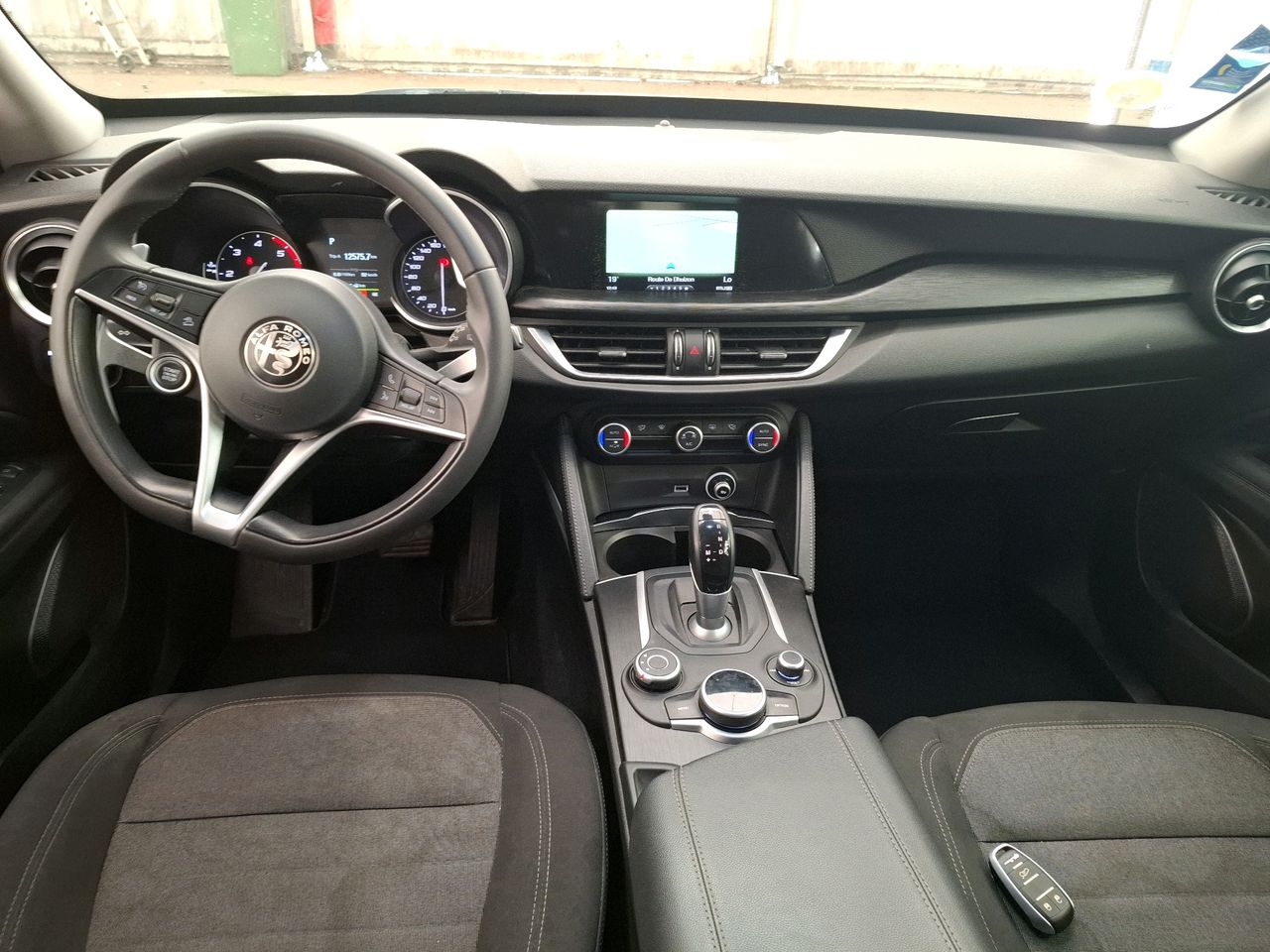 alfa romeo stelvio 2018 / foto grande (3)
