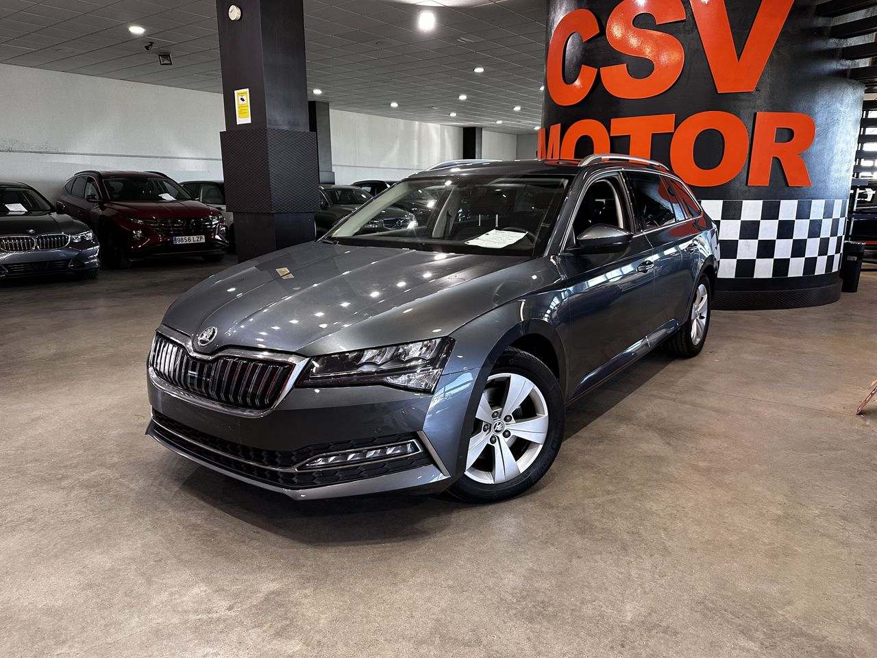 skoda superb 2021 / foto grande (2)