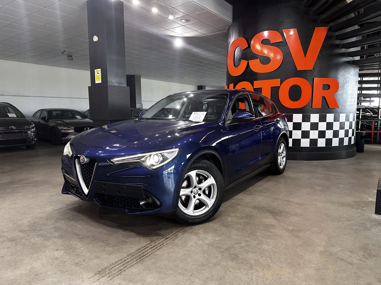 alfa romeo stelvio 2018 / foto grande (2)