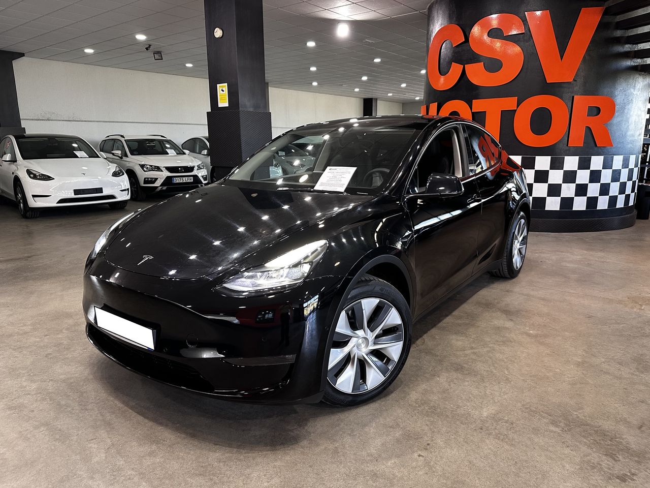 tesla model y 2023 / foto grande (2)