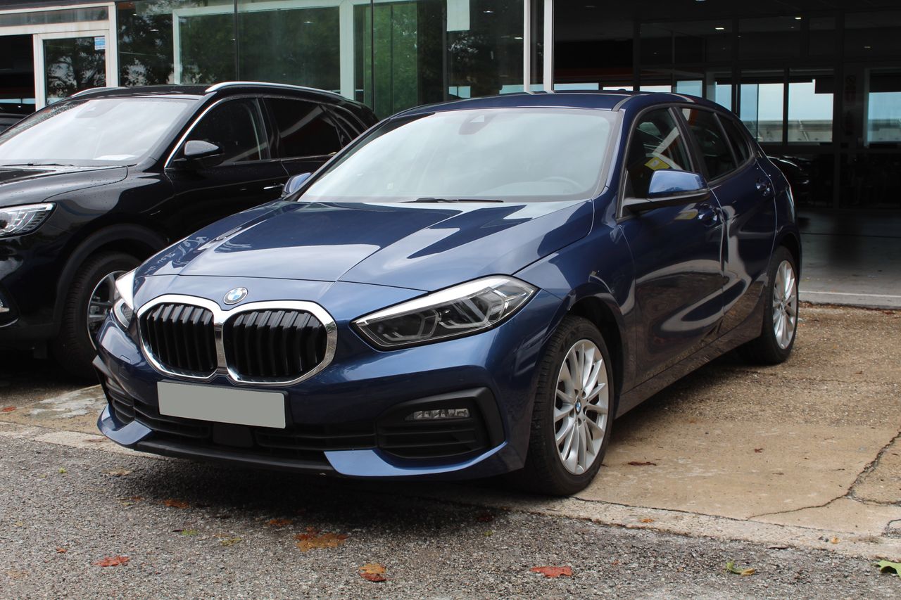 bmw serie 1 2023 /