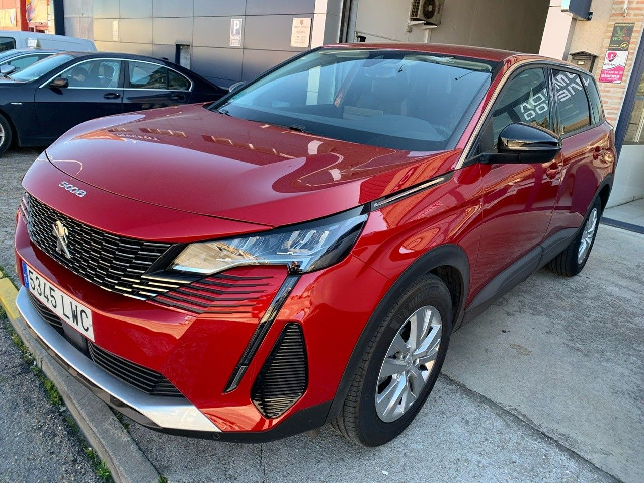 Foto peugeot 5008 active pack puretech 130 eat8