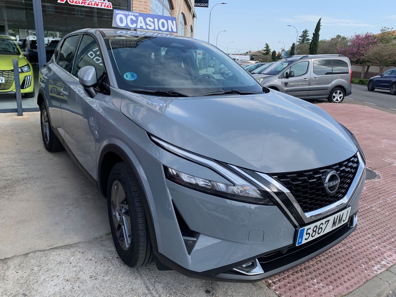 Foto nissan qashqai dig-t 103 kw (140 cv) mhev 12v n-connecta
