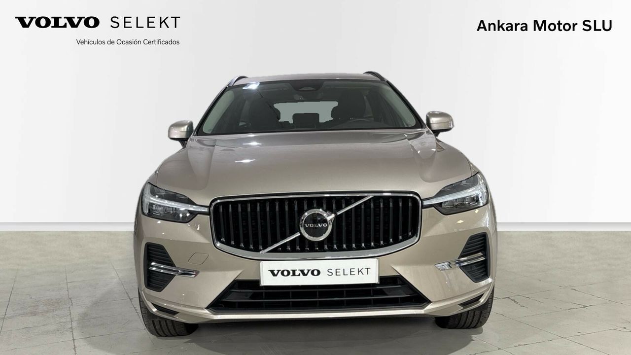 volvo xc60 2023 / foto grande (3)