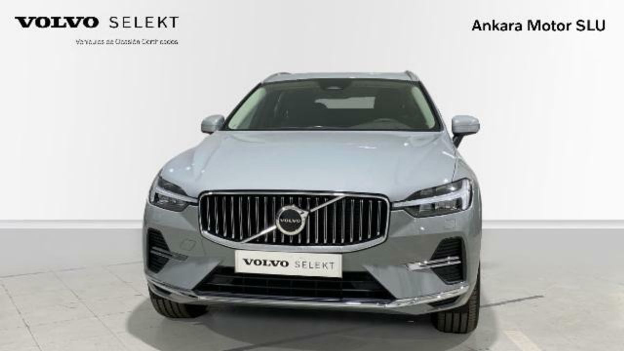 volvo xc60 2023 / foto grande (3)