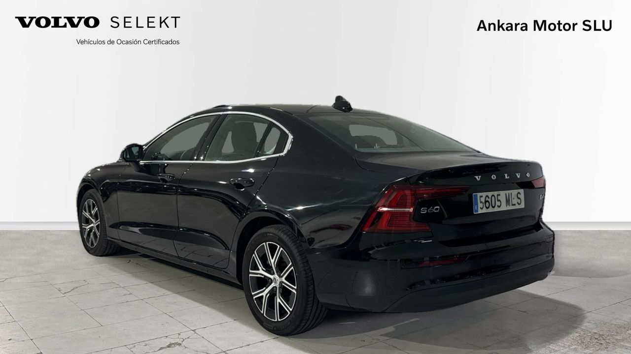 volvo s60 2023 / foto grande (2)