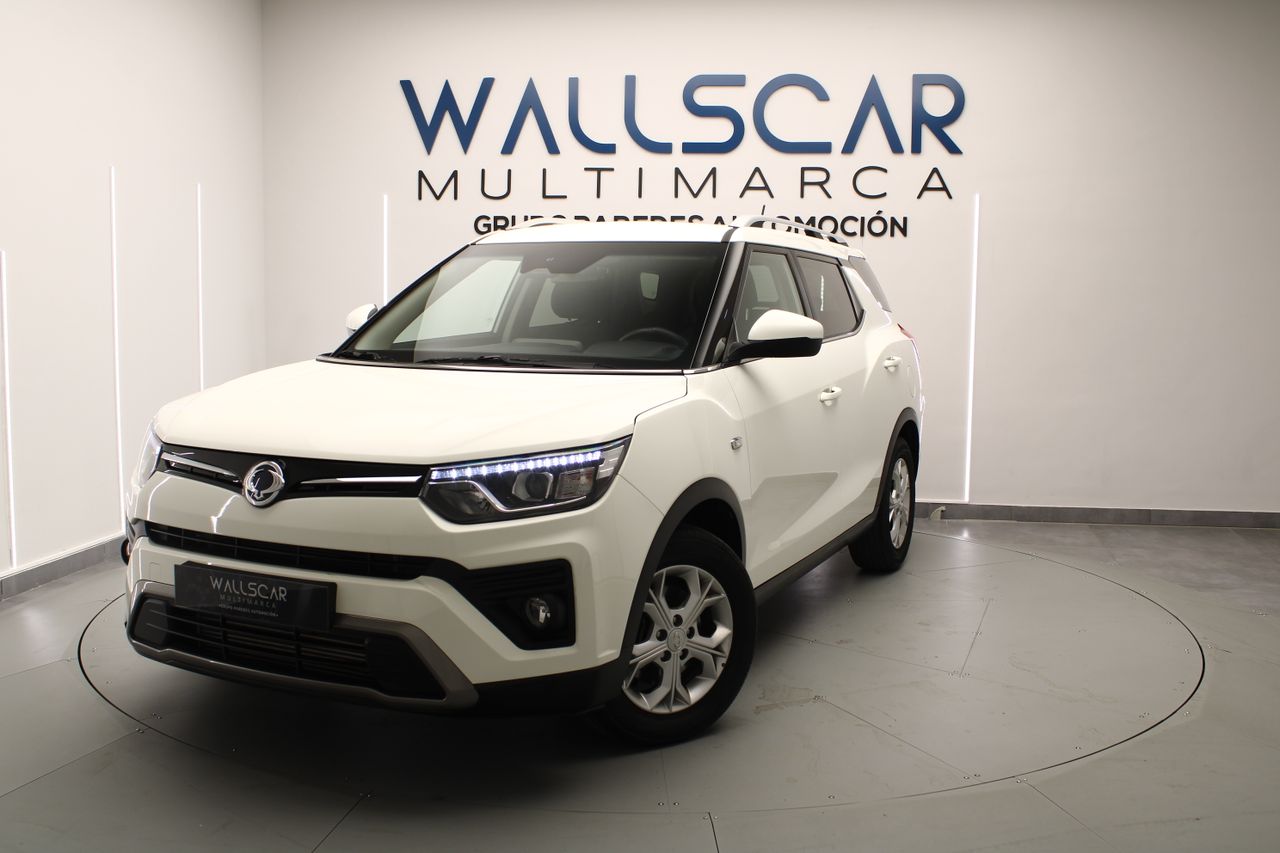 ssangyong tivoli 2023 /