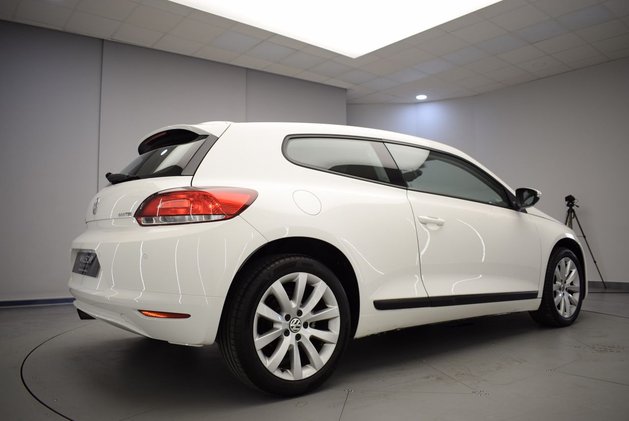 volkswagen scirocco 2011 / foto grande (2)