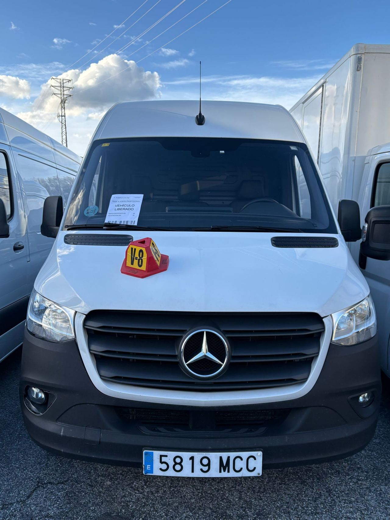 Foto mercedes sprinter 2023 /