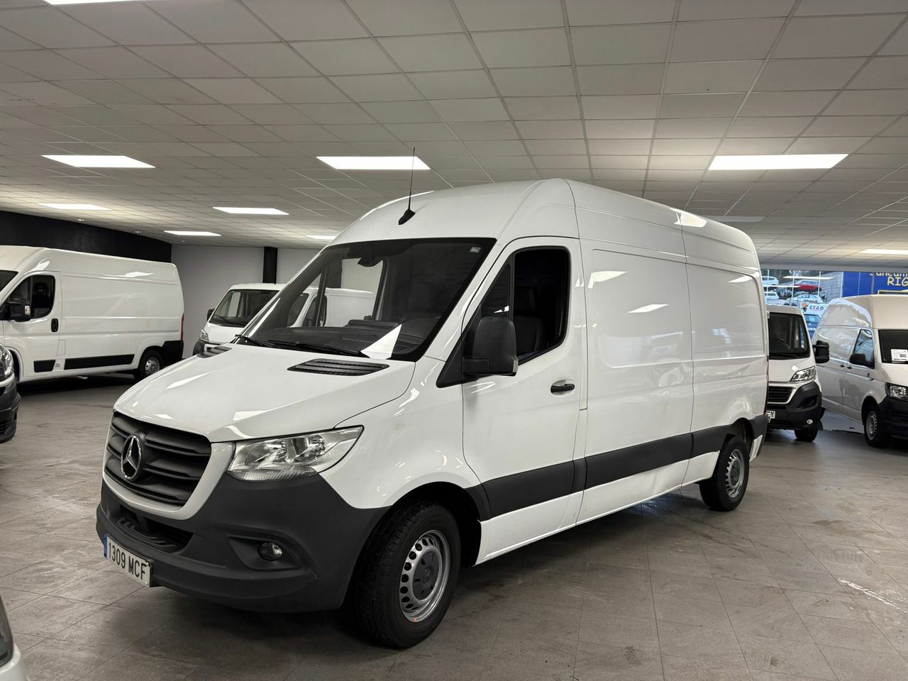 mercedes sprinter 2022 / foto grande (3)