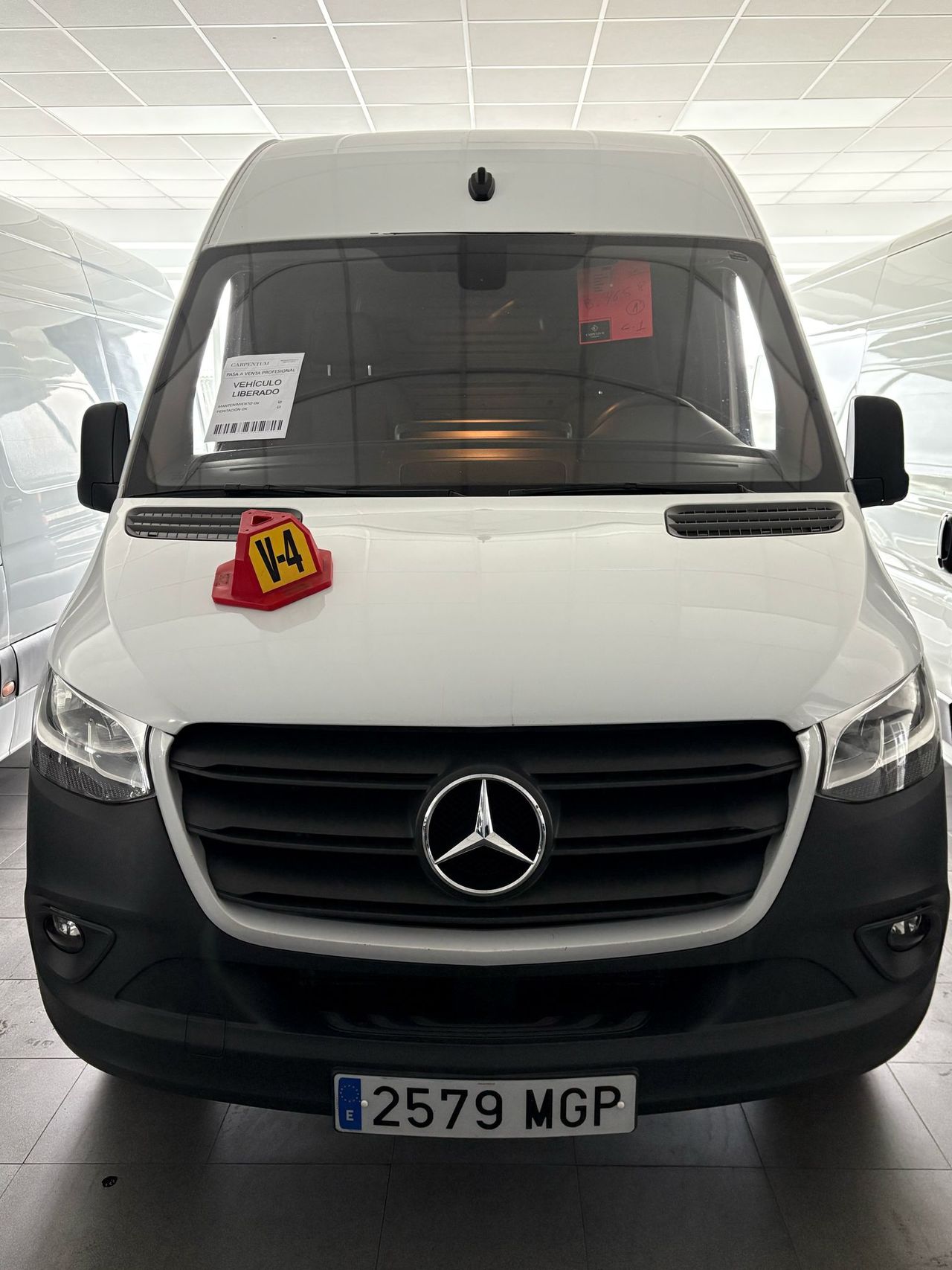 Foto mercedes sprinter 2023 /