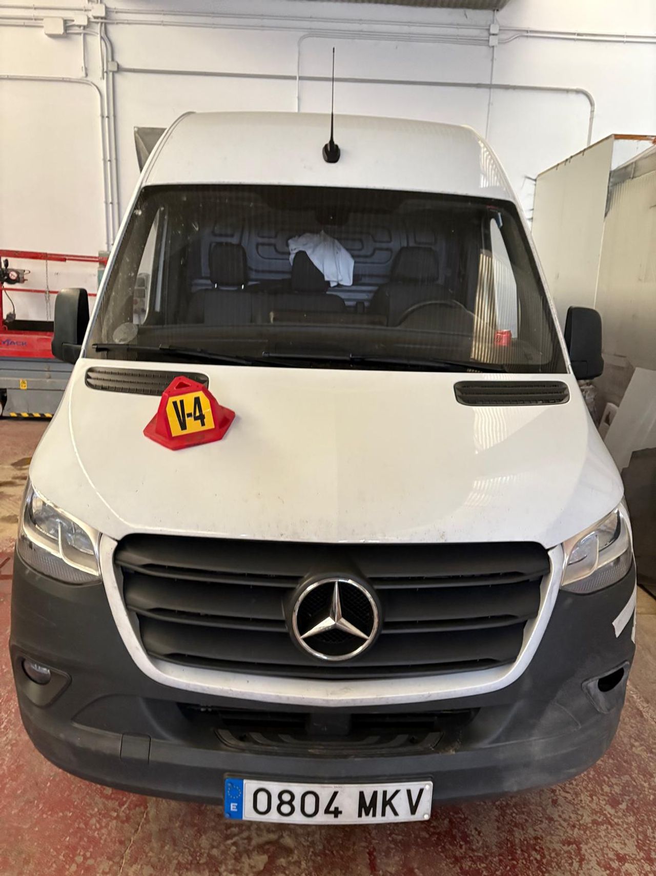 Foto mercedes sprinter 2023 /