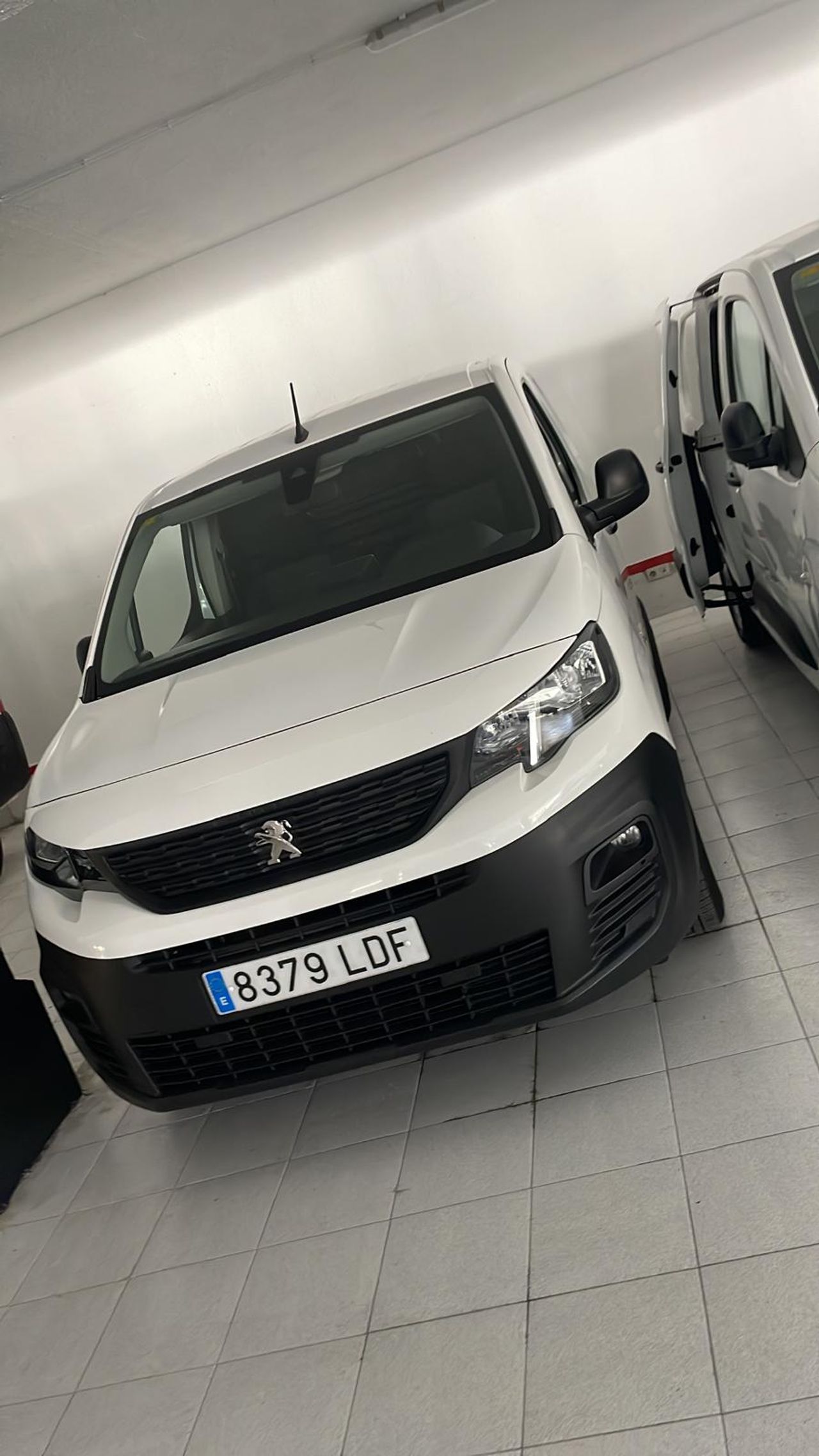 peugeot partner 2019 / foto grande (3)