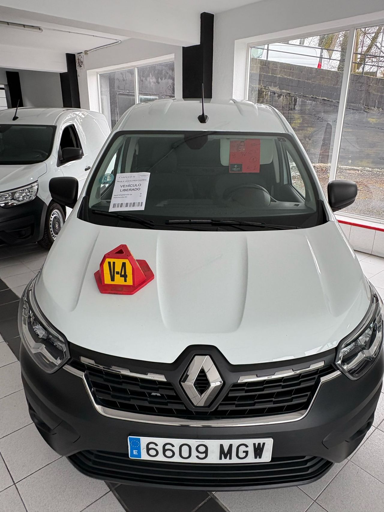 Foto renault express 2023 /