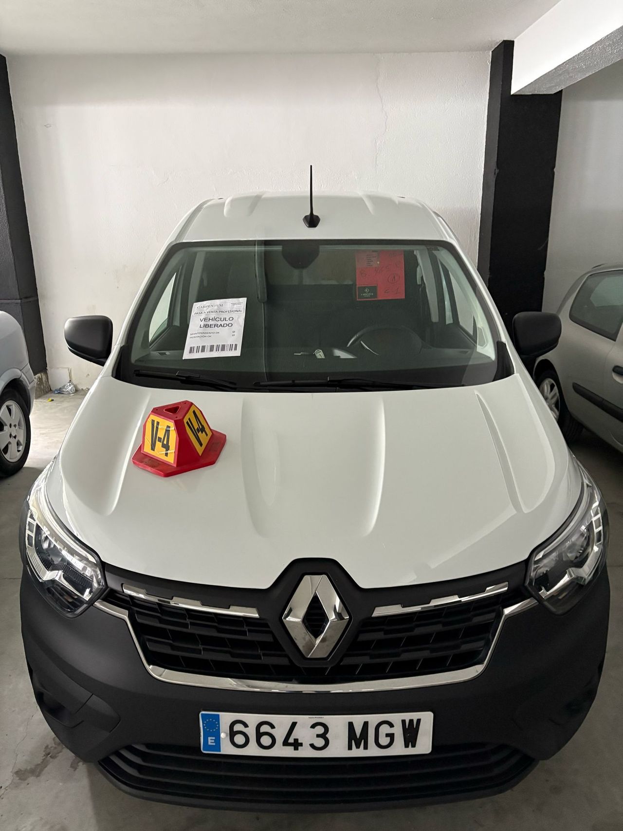 Foto renault express 2023 /
