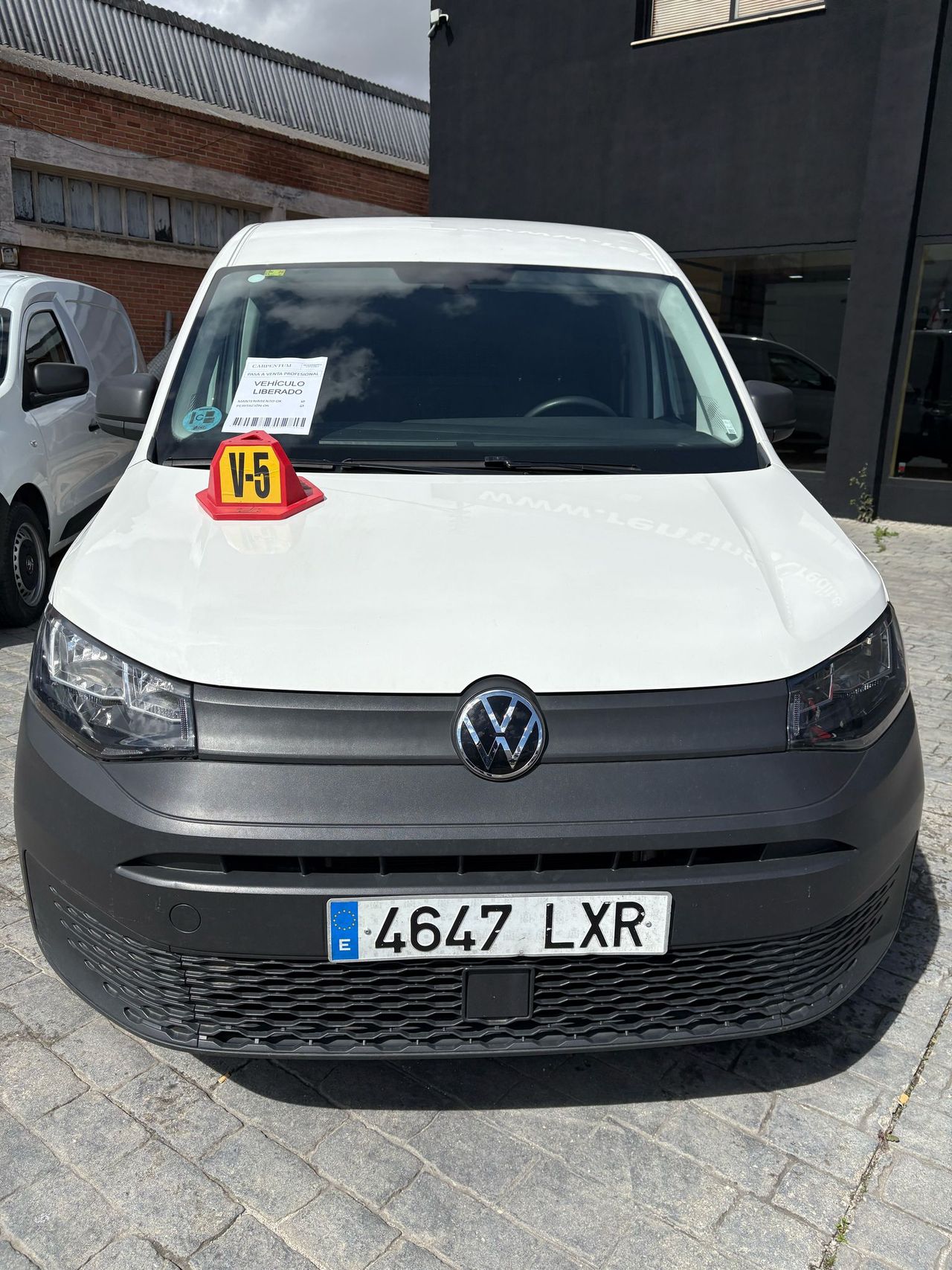 Foto volkswagen caddy 2022 /
