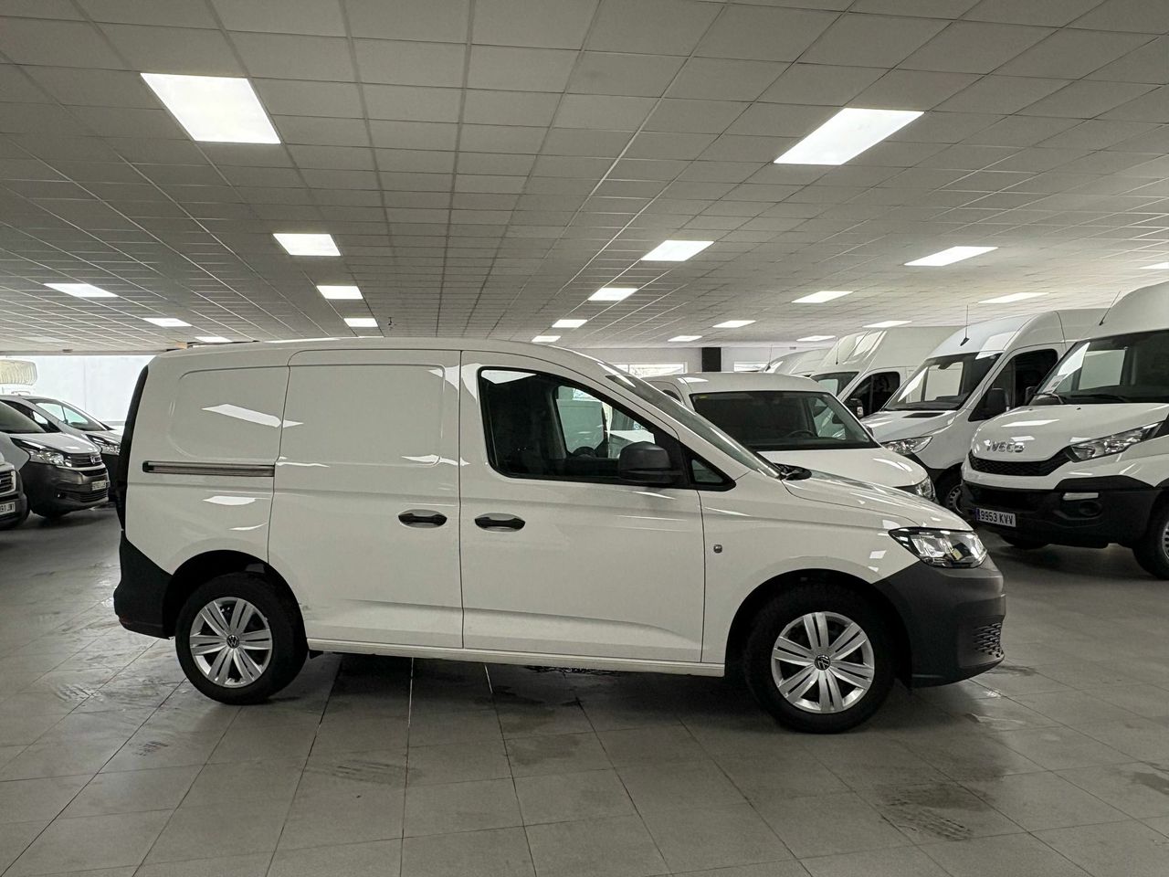 volkswagen caddy 2022 / foto grande (2)