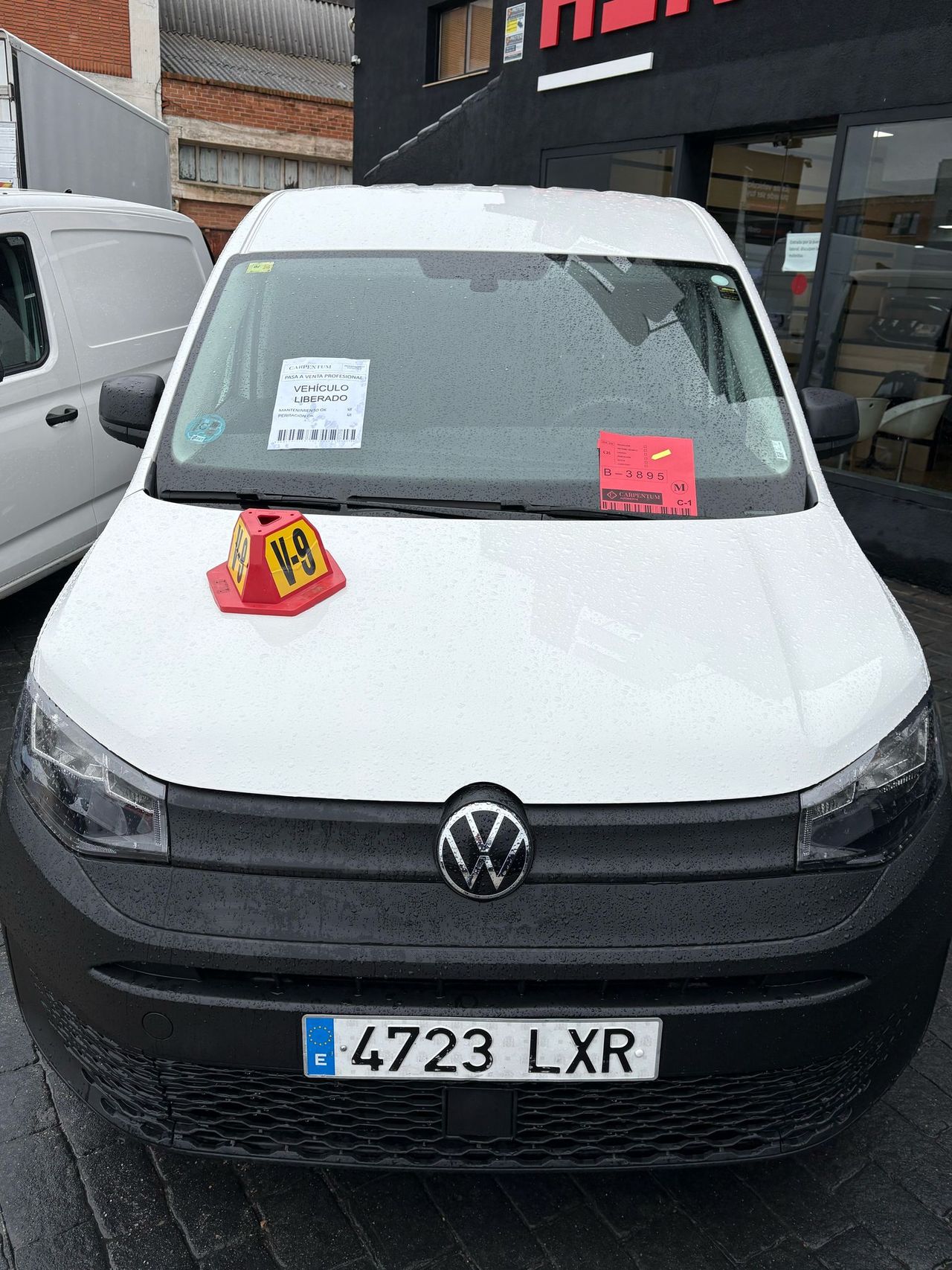 Foto volkswagen caddy 2022 /