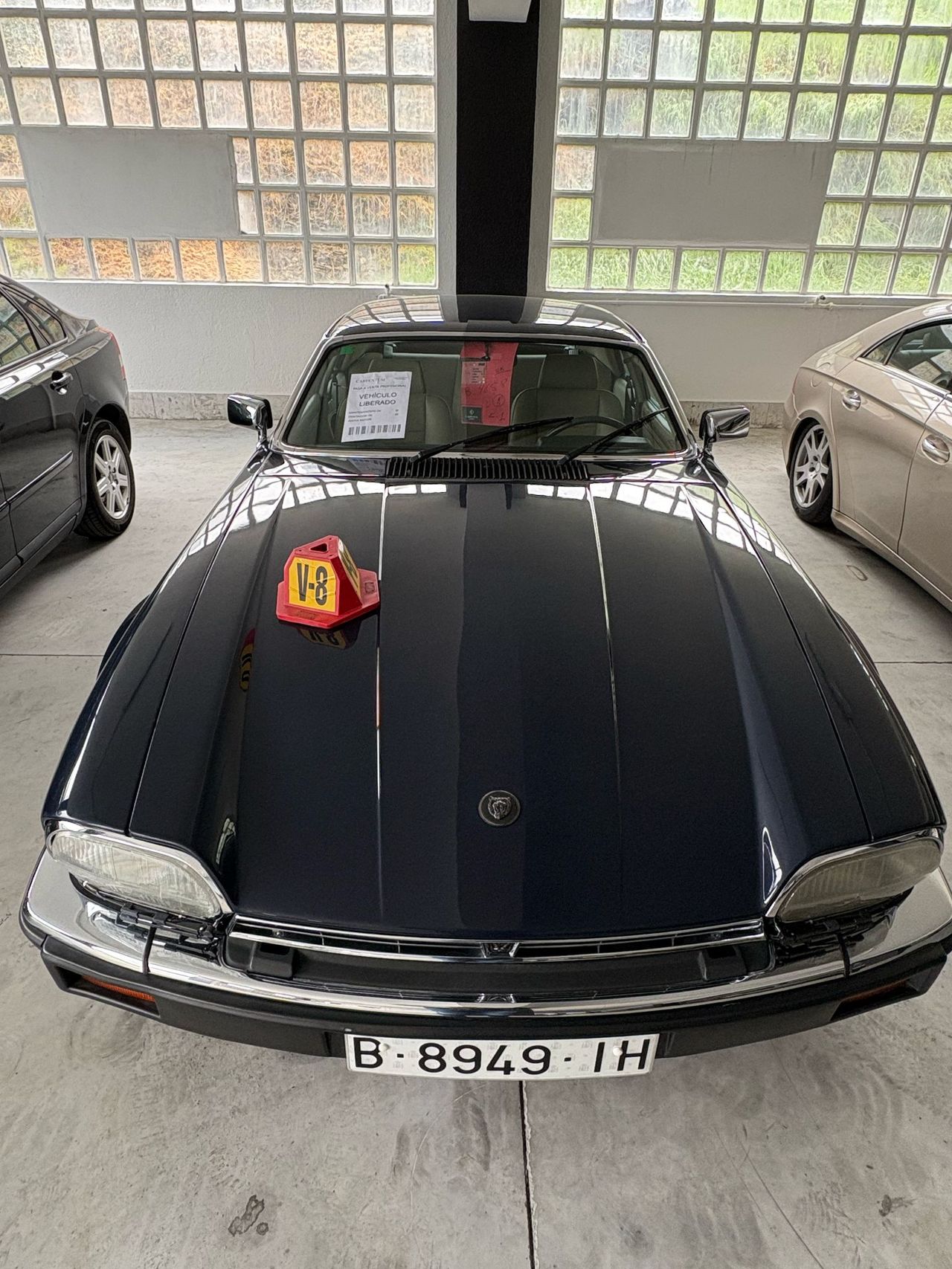 Foto jaguar xj 1987 /
