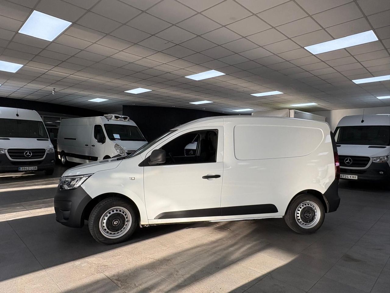 renault express 2023 / foto grande (2)